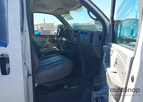 2007 Chevrolet Express Work Van из США, поврежденный, VIN 1GCHG35U471234870
